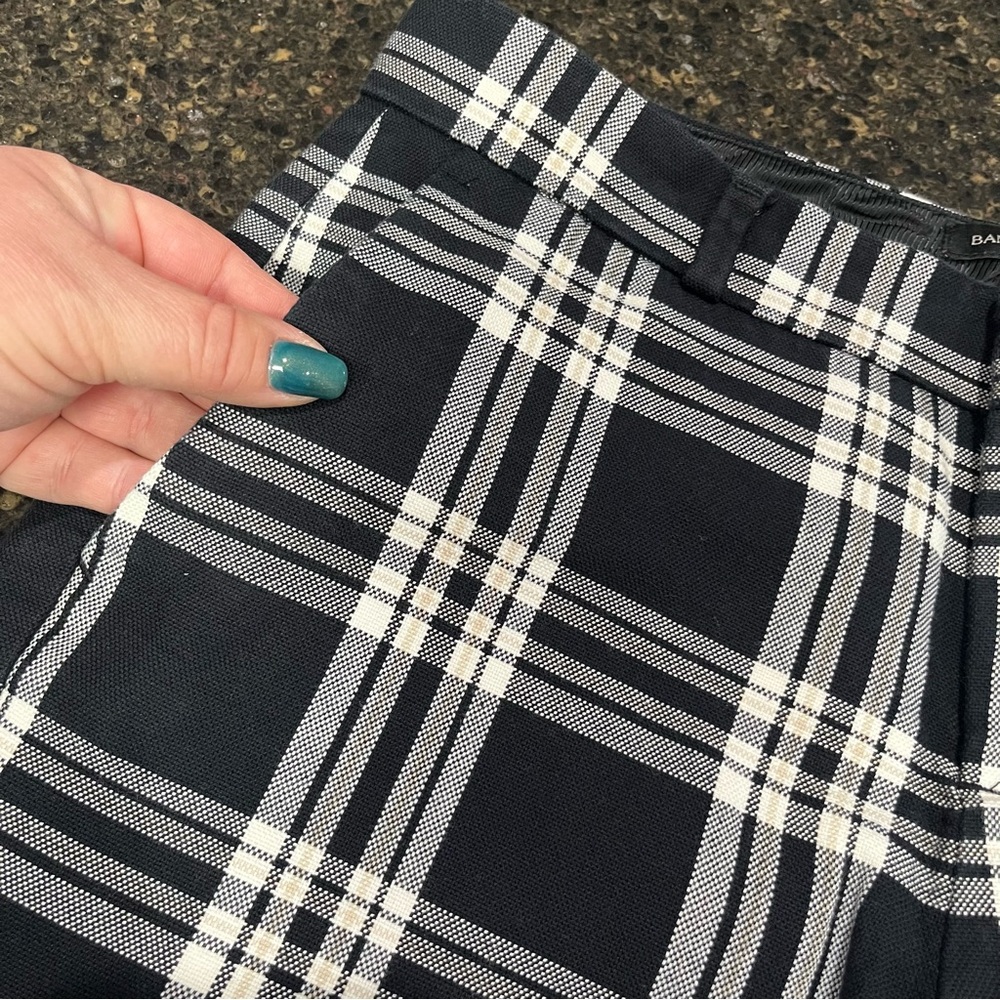 Banana Republic Black White Tan Plaid Women's Capri Cropped Ankle Pants Trousers - Picture 8 of 14